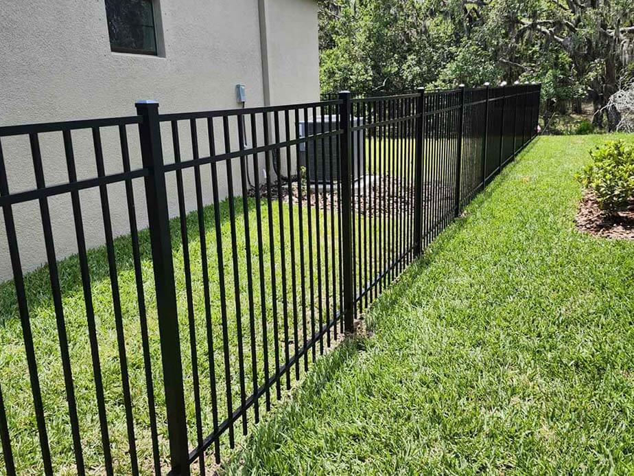 Wimauma, Florida aluminum fence company in the Wimauma, Florida area.