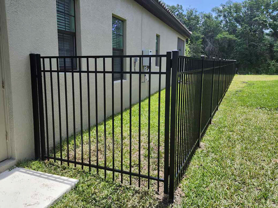 Residential aluminum fence company in the Wimauma, Florida area.
