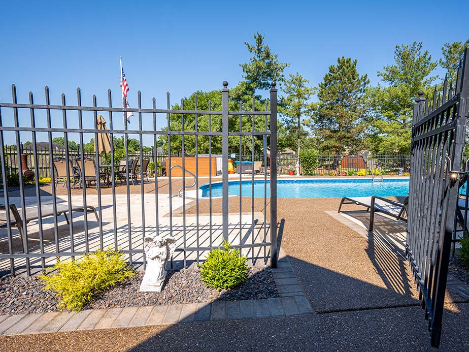Pool Fence Example in Palmetto Florida